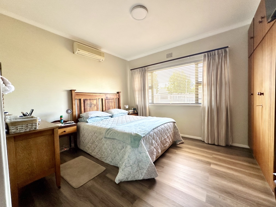 To Let 3 Bedroom Property for Rent in Panorama Western Cape